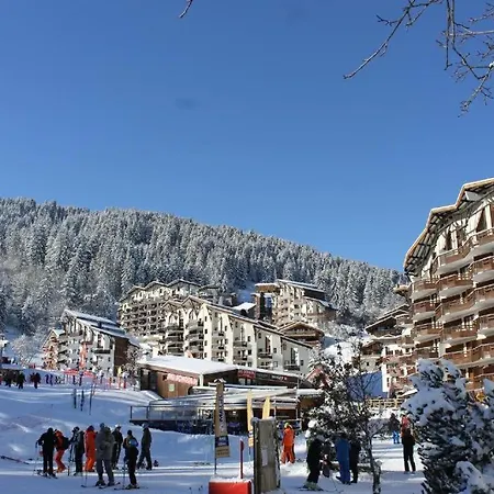 Tamara Cles Blanches Chalet Courchevel