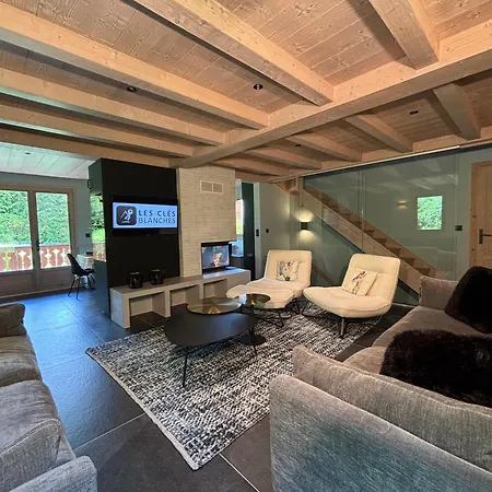 Tamara Cles Blanches * Courchevel