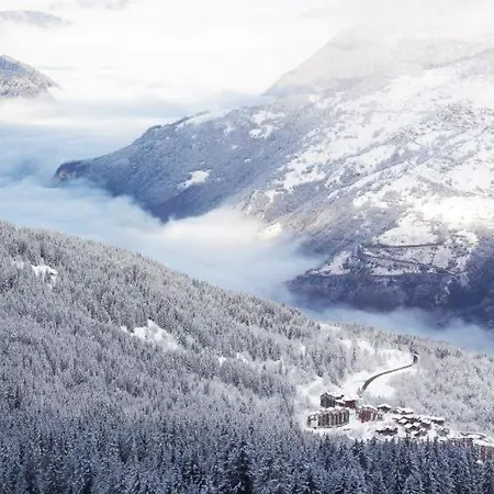 Tamara Cles Blanches * Courchevel