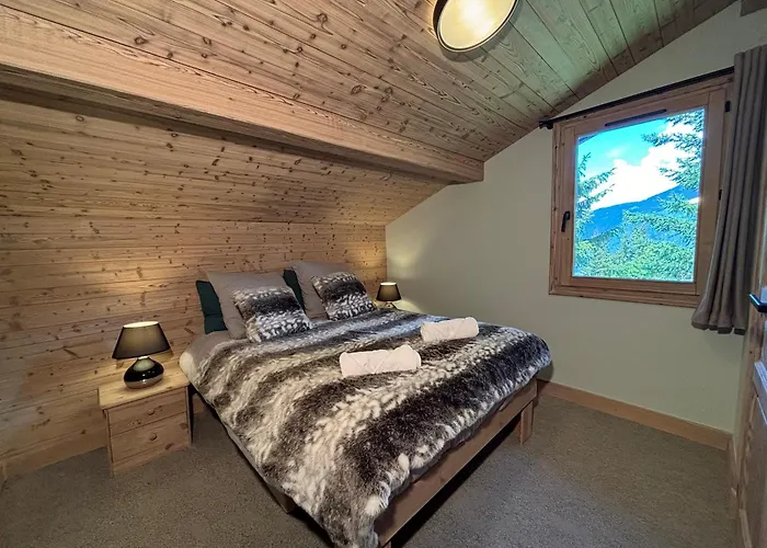 Tamara Cles Blanches * Courchevel