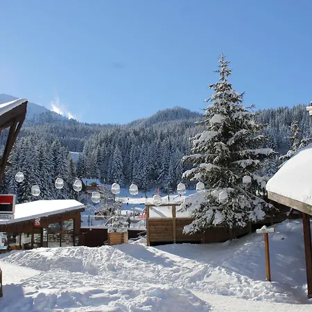 Tamara Cles Blanches * Courchevel